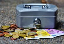 Czy w szkole językowej musi być kasa fiskalna? Czy w szkole językowej musi być kasa fiskalna?