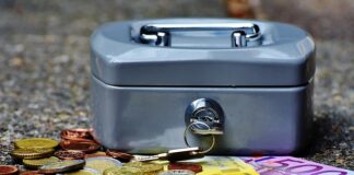 Czy w szkole językowej musi być kasa fiskalna?