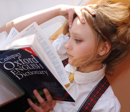 Czy w klasach I-III dodatkowe lekcje z języka polskiego dla ucznia powracającego z zagranicy może prowadzić nauczyciel edukacji wczesnoszkolnej? Czy w klasach I-III dodatkowe lekcje z języka polskiego dla ucznia powracającego z zagranicy może prowadzić nauczyciel edukacji wczesnoszkolnej?