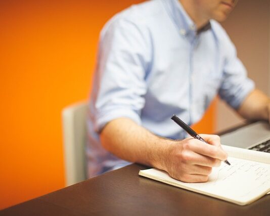 Jak nauczyć się organizacji pracy? Jak nauczyć się organizacji pracy?